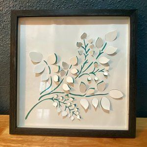 Paper Leaf Portrait Frame Decor 14 x14